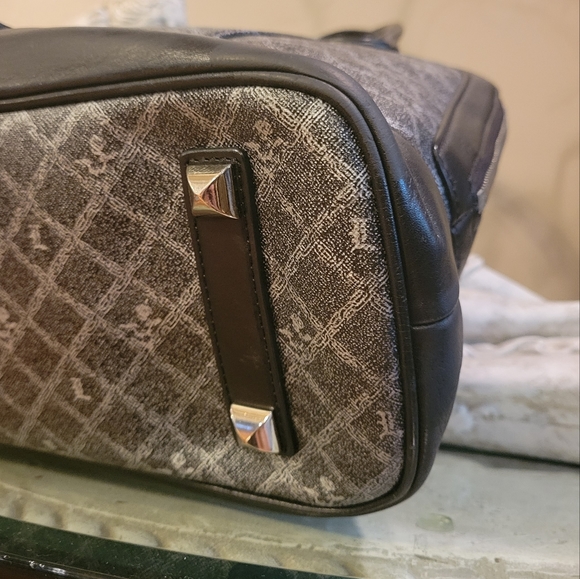 Gwen Stefani L.A.M.B. Kingston Montego Bowler Bag in Silver Gray Black .#343 - Picture 7 of 16